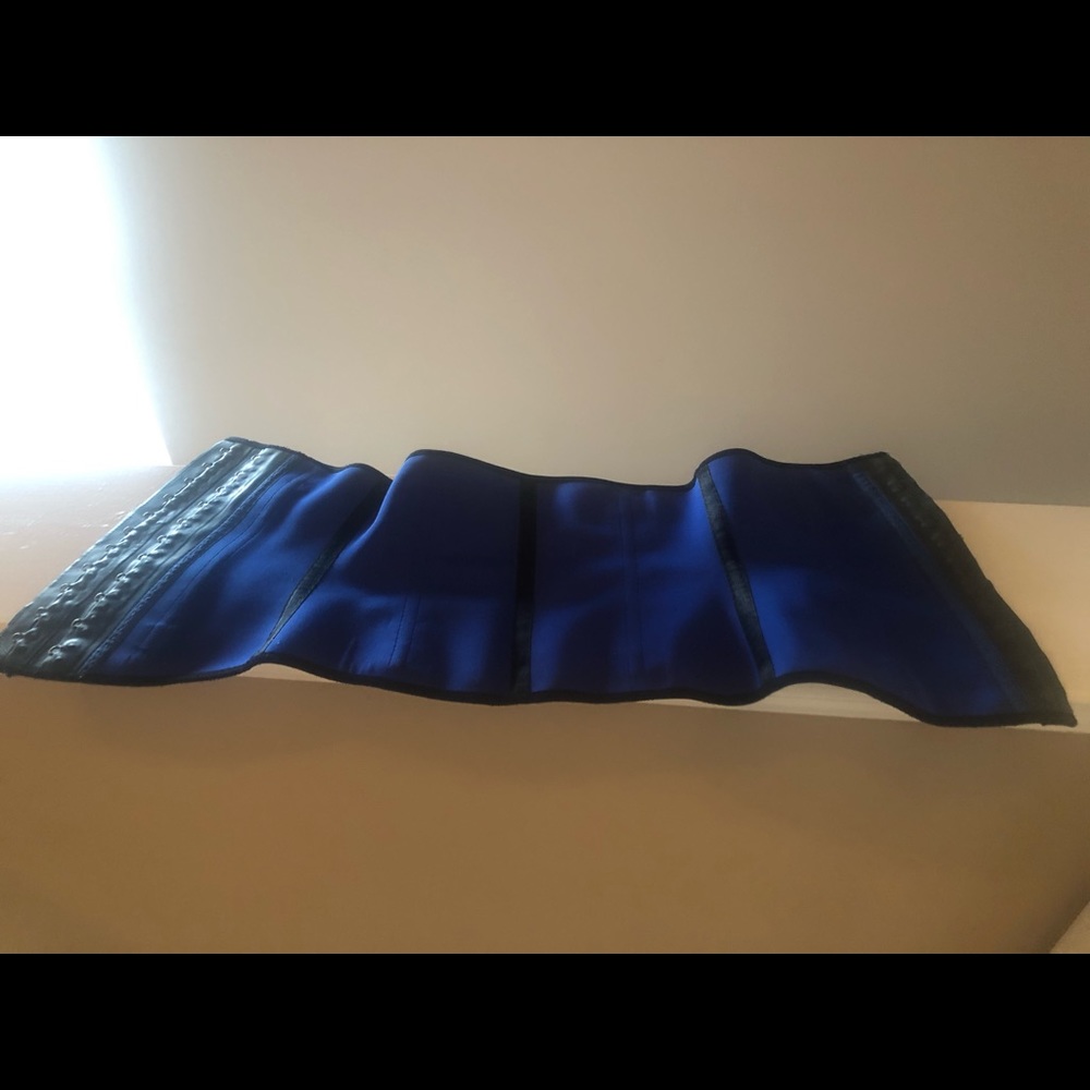 Waist Trainer - Picture 4 of 4
